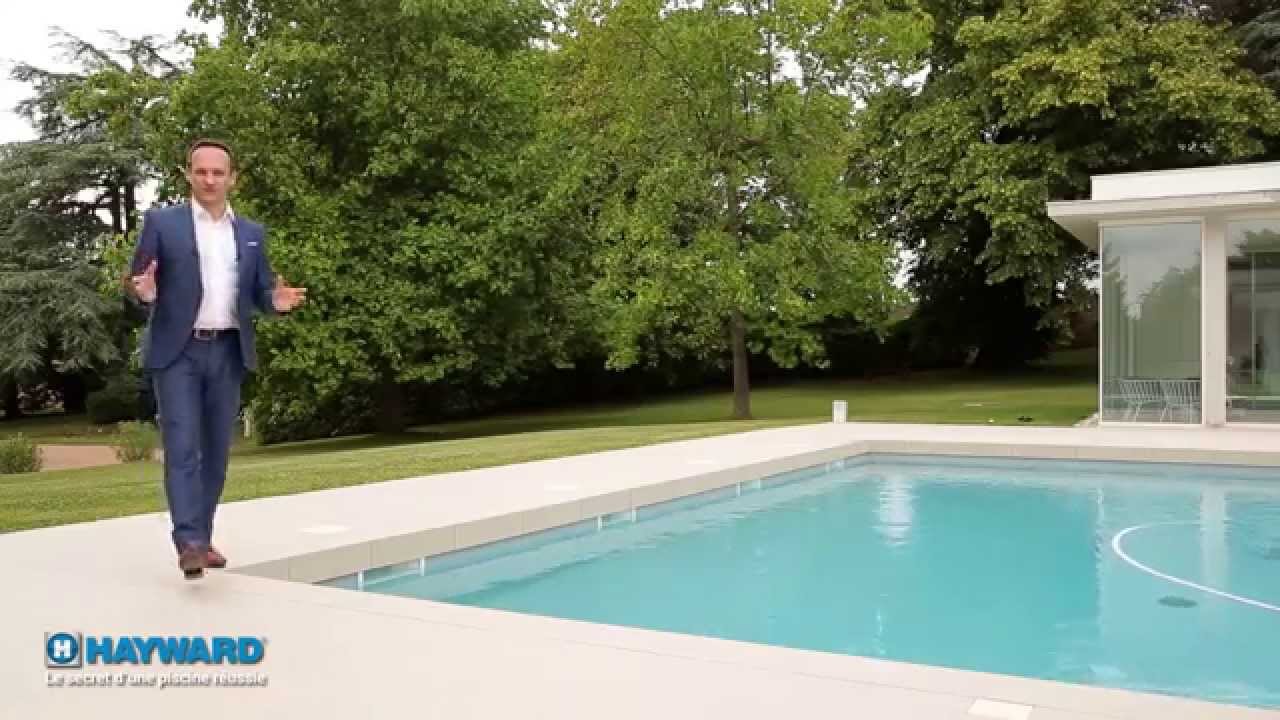 Choisir un robot de piscine pour nettoyer son bassin en toute simplicité